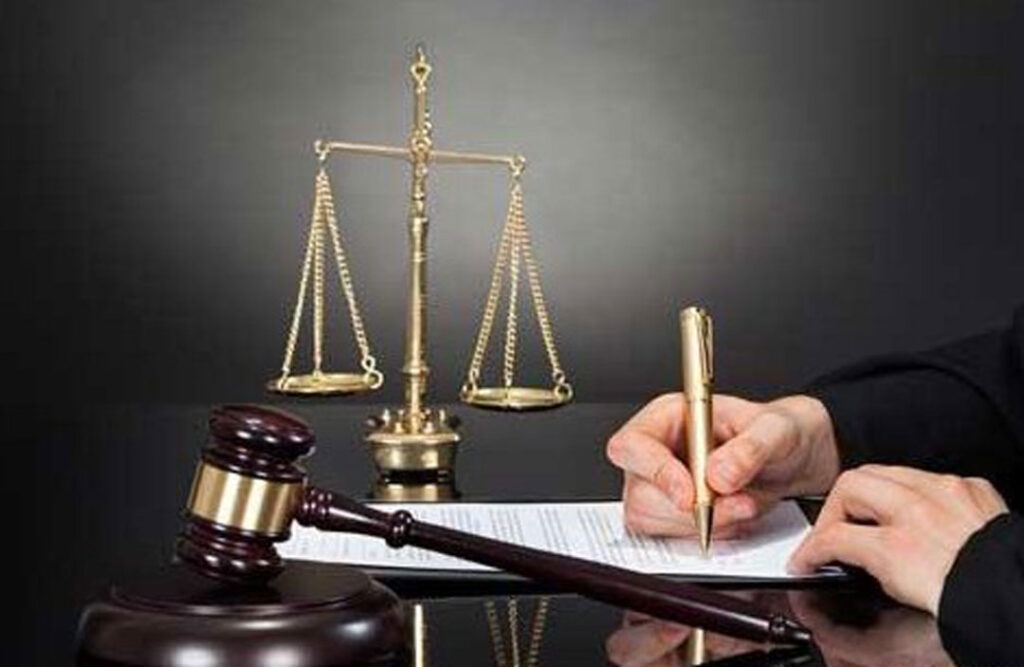 10 تا از بهترین وکیل حقوقی ارومیه (درسال 1402)⚖️
