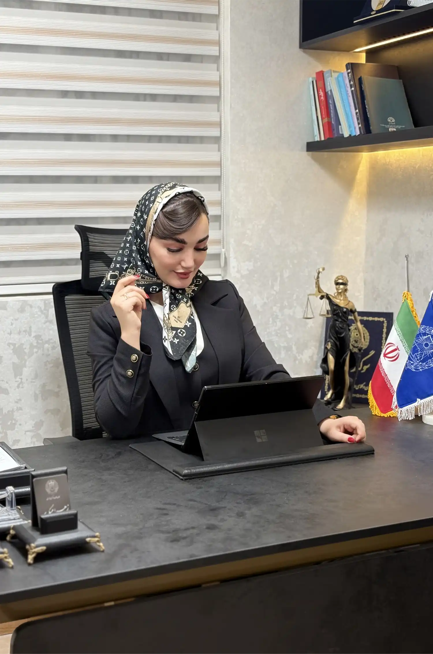 خانم زهرا عسگری