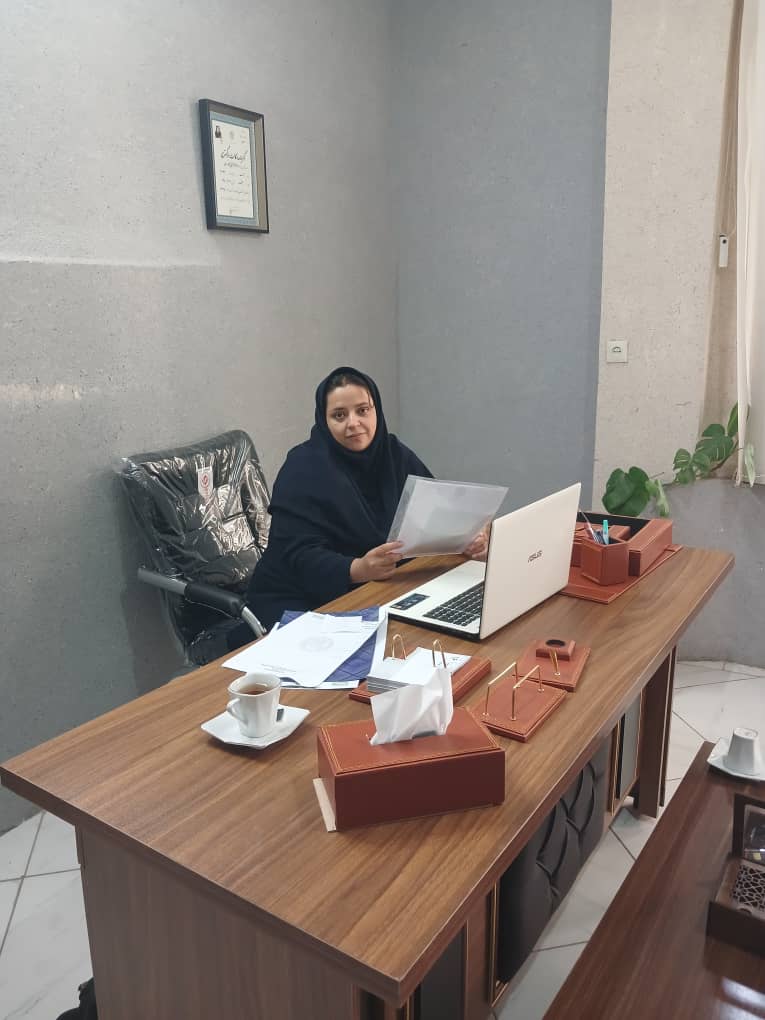 خانم هما پوستچی