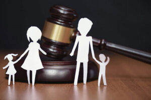 10 تا از بهترین وکیل خانواده اراک (درسال 1402)⚖️