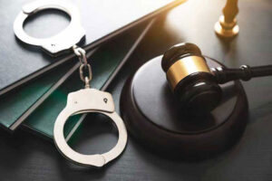 10 تا از بهترین وکیل کیفری کرمانشاه (درسال 1402)⚖️