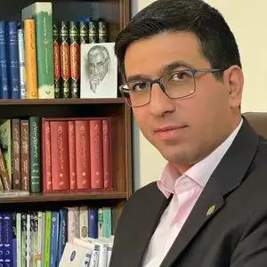 امیر صادقی زاده وکیل کرج