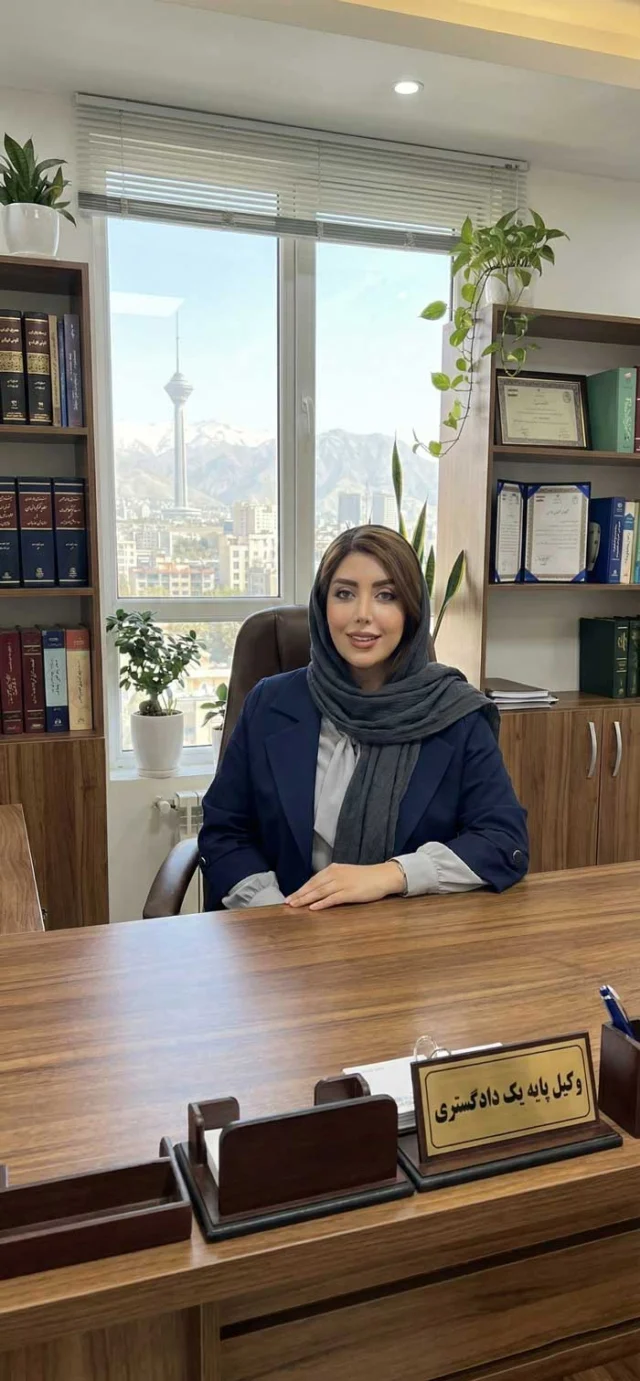 خانم پروانه احتشامی نسب