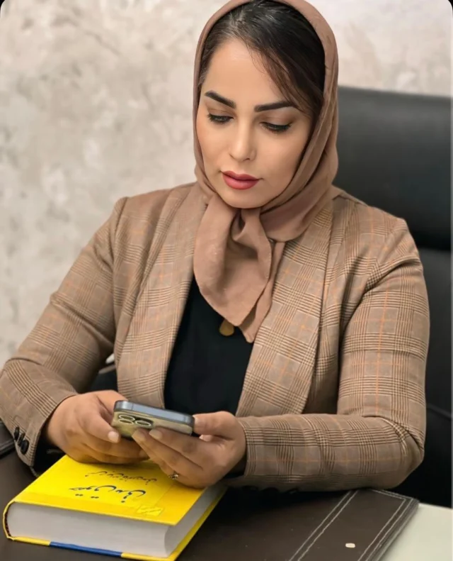 سمیه عطایی