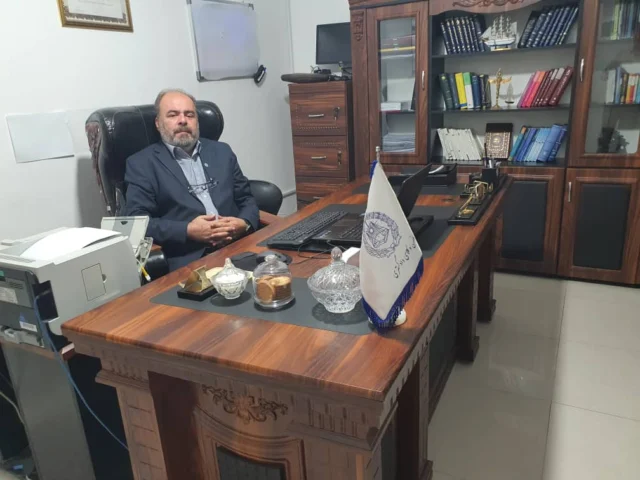 دکتر فرهنگ شکوهی