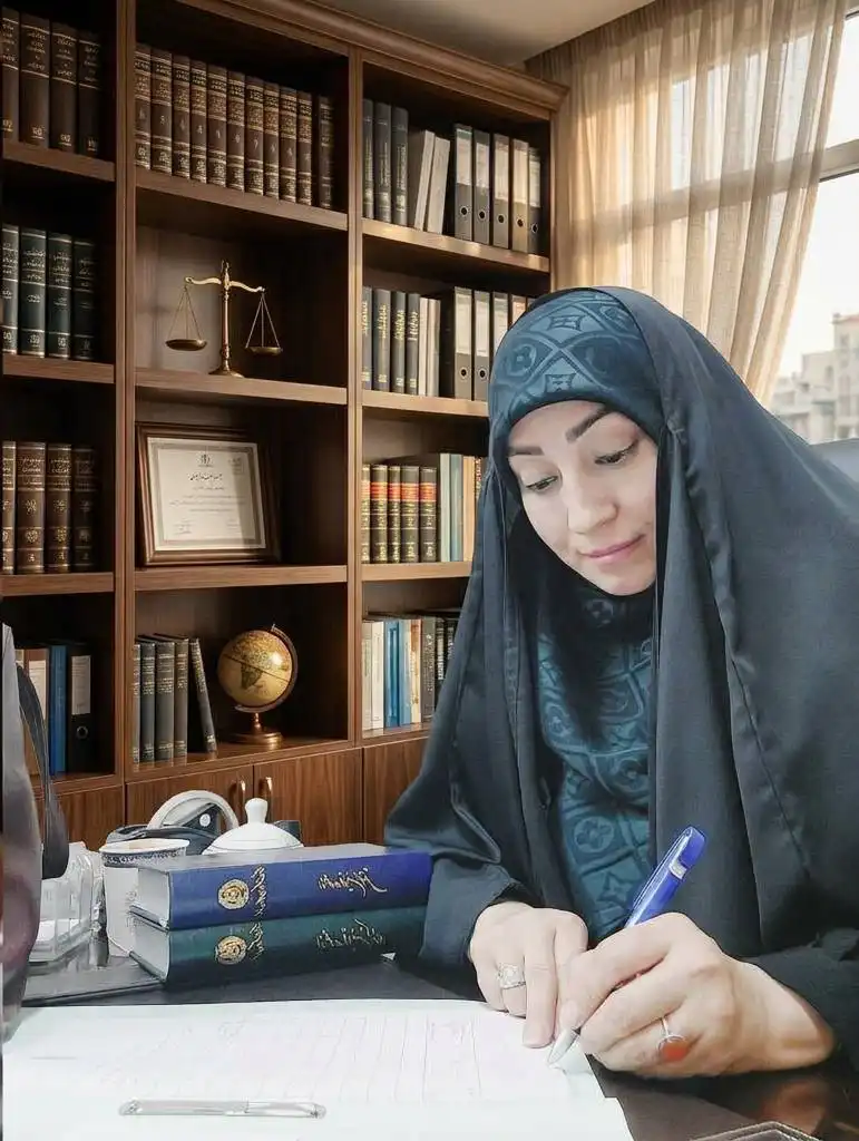 راضیه سخاوتی
